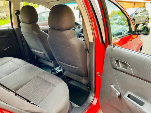 Imagen 9 de 11 de Chevrolet Aveo 2012 1.6 A 5vel Mt