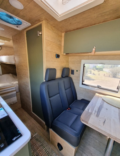 Imagen 3 de 25 de Motorhome 0km, Mercedes Benz Sprinter 516 4325
