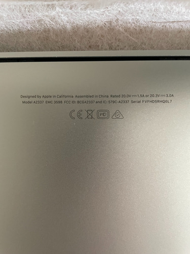 Apple Macbook Air A2337 M1 8gb 256gb Prata 60hz Prata Prateado (Usado)