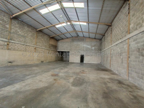 Galpon En Venta En La Prolongacion De La Av Aragua Rah #25-14995 Meglisf