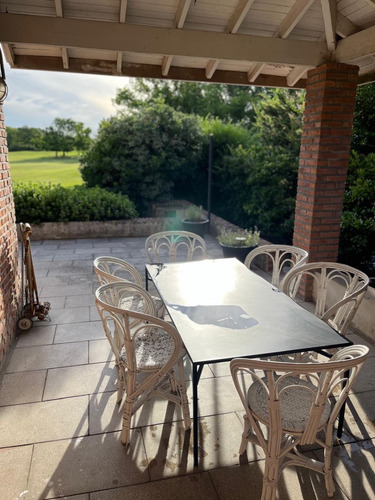 Casa Chalet En Alquiler En Club De Golf Las Praderas De Luján