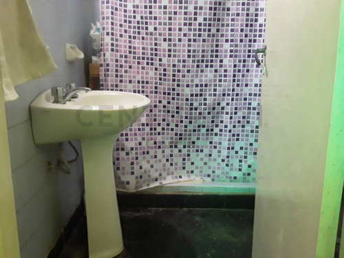 Imagen 6 de 12 de Venta Departamento 3 Ambientes En San Justo Patio Terraza Balcon Luminoso Frente