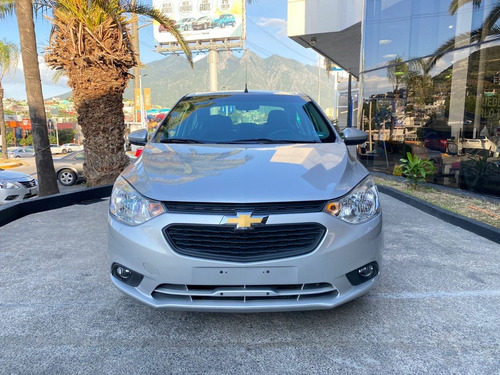 Imagen 2 de 10 de Chevrolet Aveo