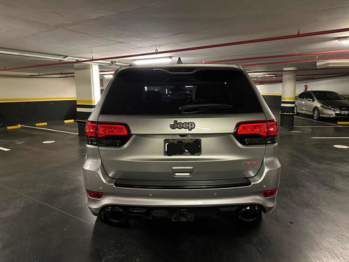 Imagen 8 de 10 de Jeep Grand Cherokee 2015 6.4 Srt Atx 465hp At
