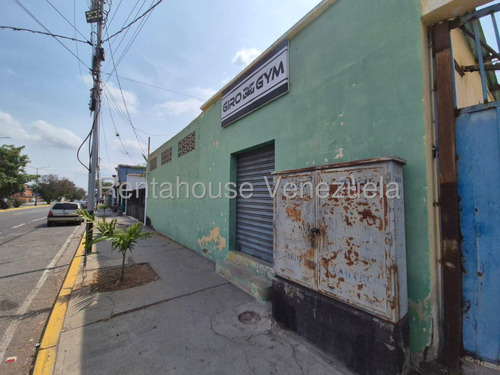 #25-18742. Maritza Lucena Trae En Alquiler Local Comercial Al Oeste De Barquisimeto, Ideal Para Gimnasio, Bodegón, O Cualquier Emprendimiento, Fácil Acceso, Perfecto Para Atraer Clientes.