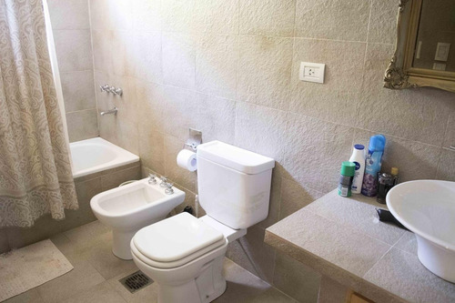 Imagen 20 de 28 de Casa En Venta 4 Ambientes La Lucila