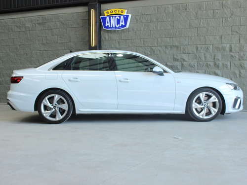 Audi A4 2.0 T S Line 190hp Dsg