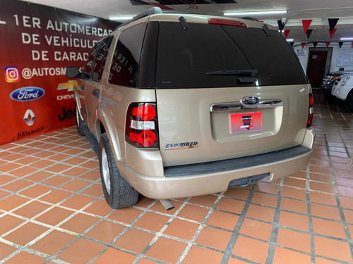 Imagen 5 de 10 de Ford Explorer Explorer Xlt 4x2 4.6 V6