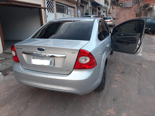 Ford Focus 2009 - Sedan - Ghia - Automático - 2.0 - Gasol