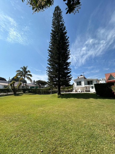 Terreno En Venta En Lomas De Cocoyoc