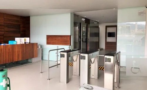 Oficina En Arriendo En Chico Norte. Cod A1040034