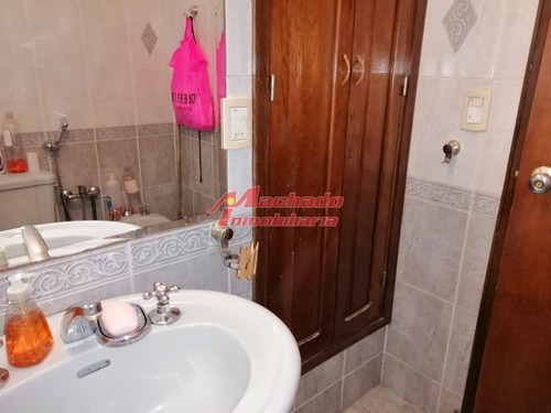 Casa En Zona Cantegril- Ref: 6130