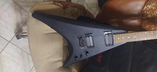 Guitarra Flying V Crafter Cruizer Acompanha Bag-v (Usado)