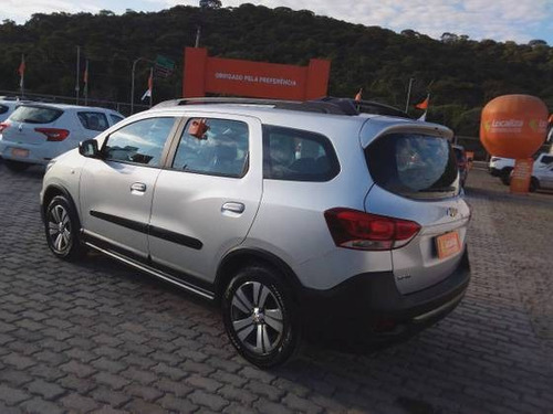Imagem 6 de 9 de Chevrolet Spin 1.8 Activ7 8v Flex 4p Automático
