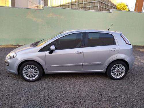 Imagem 12 de 12 de Fiat Punto 2013 1.6 16v Essence Flex 5p