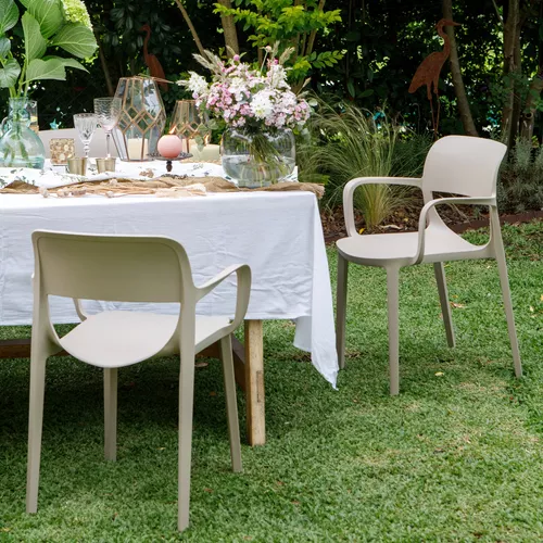 Las mesas y sillas más convenientes para el jardín