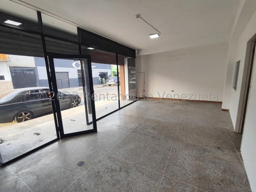 Local En Venta Con Excelente Ubicación En El Centro De Barquisimeto Kenlimar Nieto 23-25206