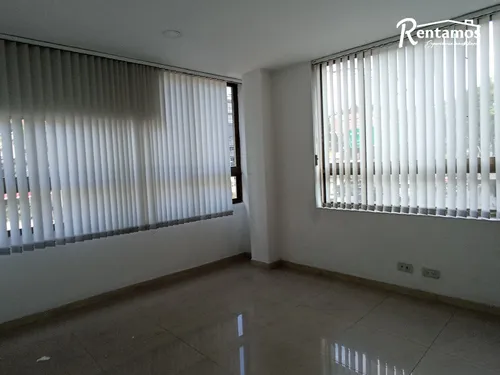 Oficina En Arriendo En Laureles. Cod A775598