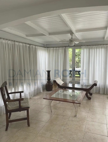 Imagen 1 de 12 de Casa Venta Banco Provincia 3 Dormitorios