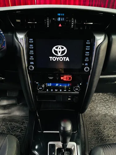 Toyota Fortuner 2.4 Street At 7As