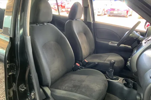 Nissan March 2020
