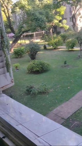 Imagen 6 de 7 de 3 Ambientes - Con Hermoso Jardin De Uso Comun