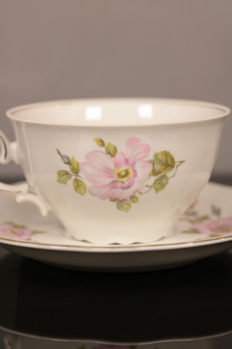 Antigua Taza De Té Porcelana Grand Boulagne (Usado)