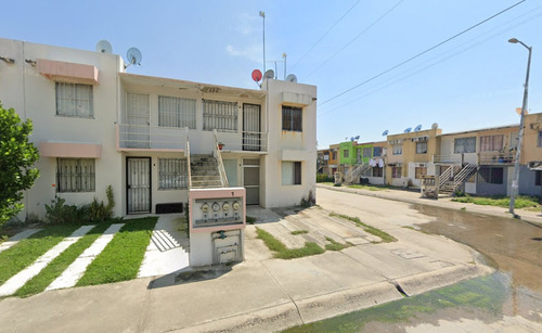 Casa En C. Flor De Coral 8, Terraplena, Manzanillo / Recuperación Bancaria - Laab2