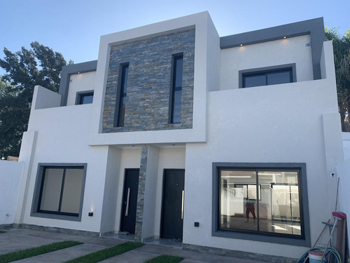 Duplex Venta Ituzaingo Permuta