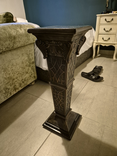 Columna Decorativa Acabado Bronce.