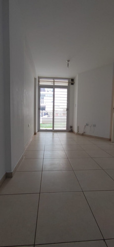 Imagen 5 de 12 de Depto. 1 Dorm. Balcon Nueva Córdoba Con Pileta