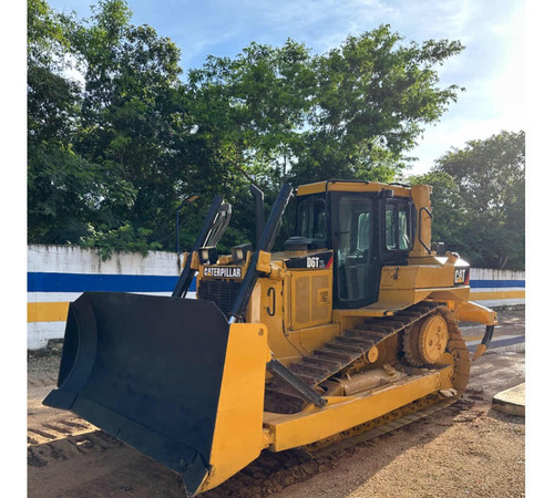 Tractor Bulldozer D6t 2010