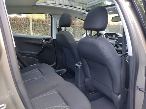 Peugeot 208 2014 1.6 Allure