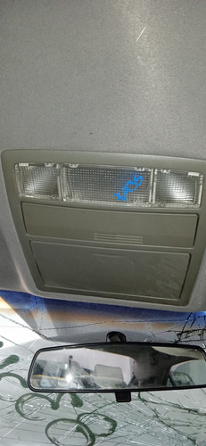 Lámpara De Techo Delantera Camry 09 Plata 4cil (Usado)