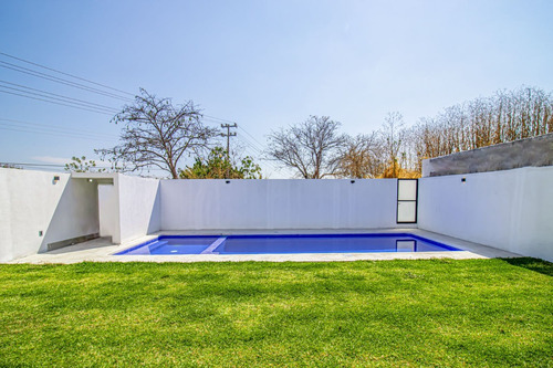 Casa Nueva Cuernavaca Morelos Con Cancha De Tenis Y Padel
