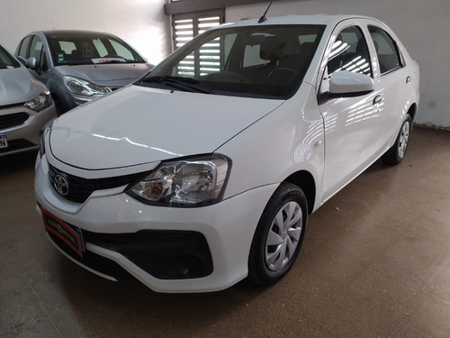 Toyota Etios 1.5 Sedan X l18