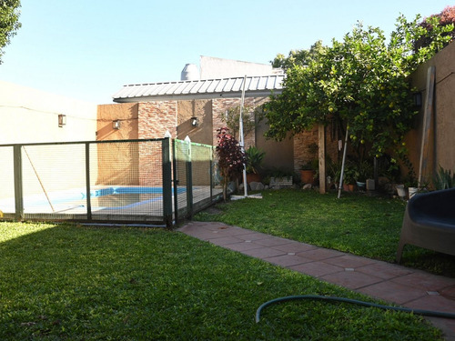 Ph 3 Amb Con Parque, Pileta, Garage Y Parrilla