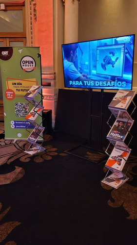 Imagen 9 de 10 de Pantalla Led Para Eventos Banner Led P2.5 Alquiler De Tv 65