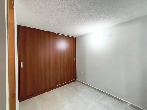 Apartamento En Arriendo En Prados Del Este. Cod A30778