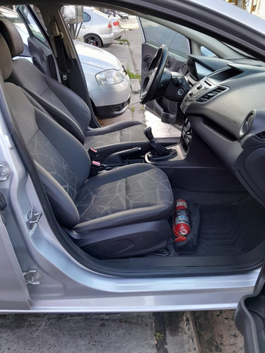 Ford Fiesta Kinetic 1.6 Titanium 120cv