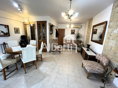 Venta Departamento Con Cochera Haedo Centro. 