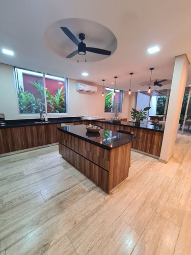 Casa En Privada Residencial En Cholul Yucatan