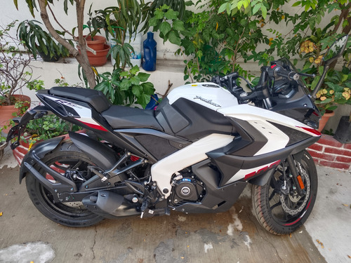 Nueva Pulsar Bajaj Rs200 Año 2025