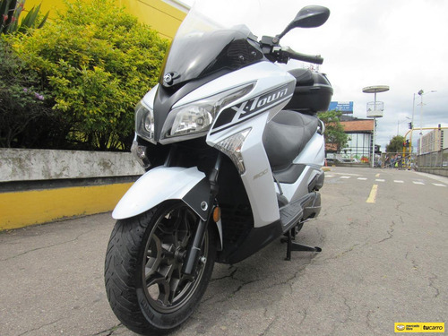 Kymco X-town 300