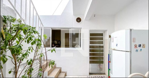 Casa Tp. Sobrado C/3dts, 2 Banheiros, Garagem, Lavanderia E Quintal - 5min Do Shopping Anália Franco!!