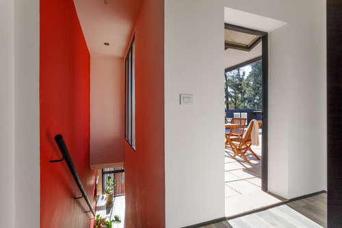 Venta De Departamento 3 Ambientes Con Terraza Privada En Moreno