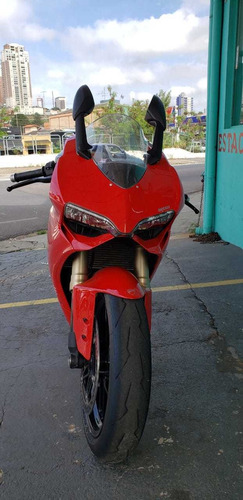 Ducati 1199 Panigale Vermelha Esportiva