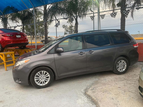 Imagen 7 de 15 de Toyota Sienna 2011 Xle Piel At