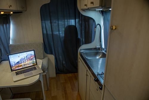 Imagen 11 de 25 de Motorhome Super Equipado - Iveco Daily 50c16 2014