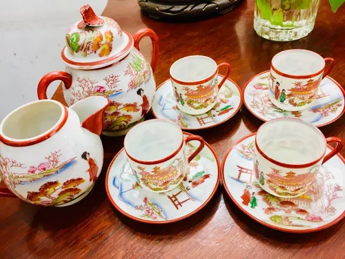 ANTIGO JOGO JAPONÊS EM PORCELANA CASCA DE OVO COM CENAS